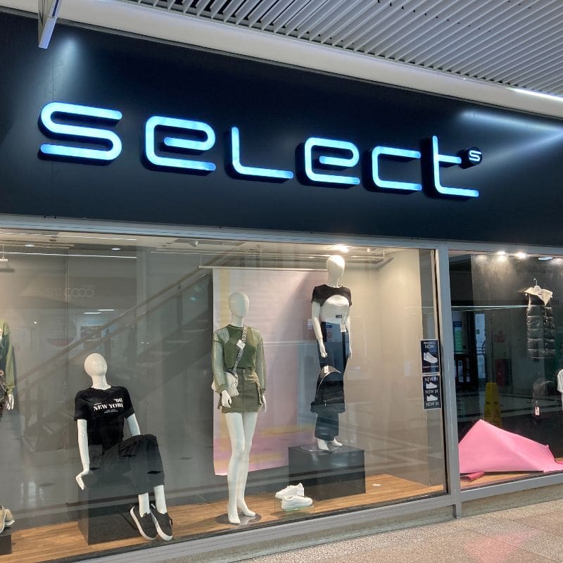 Select - Women's Clothing